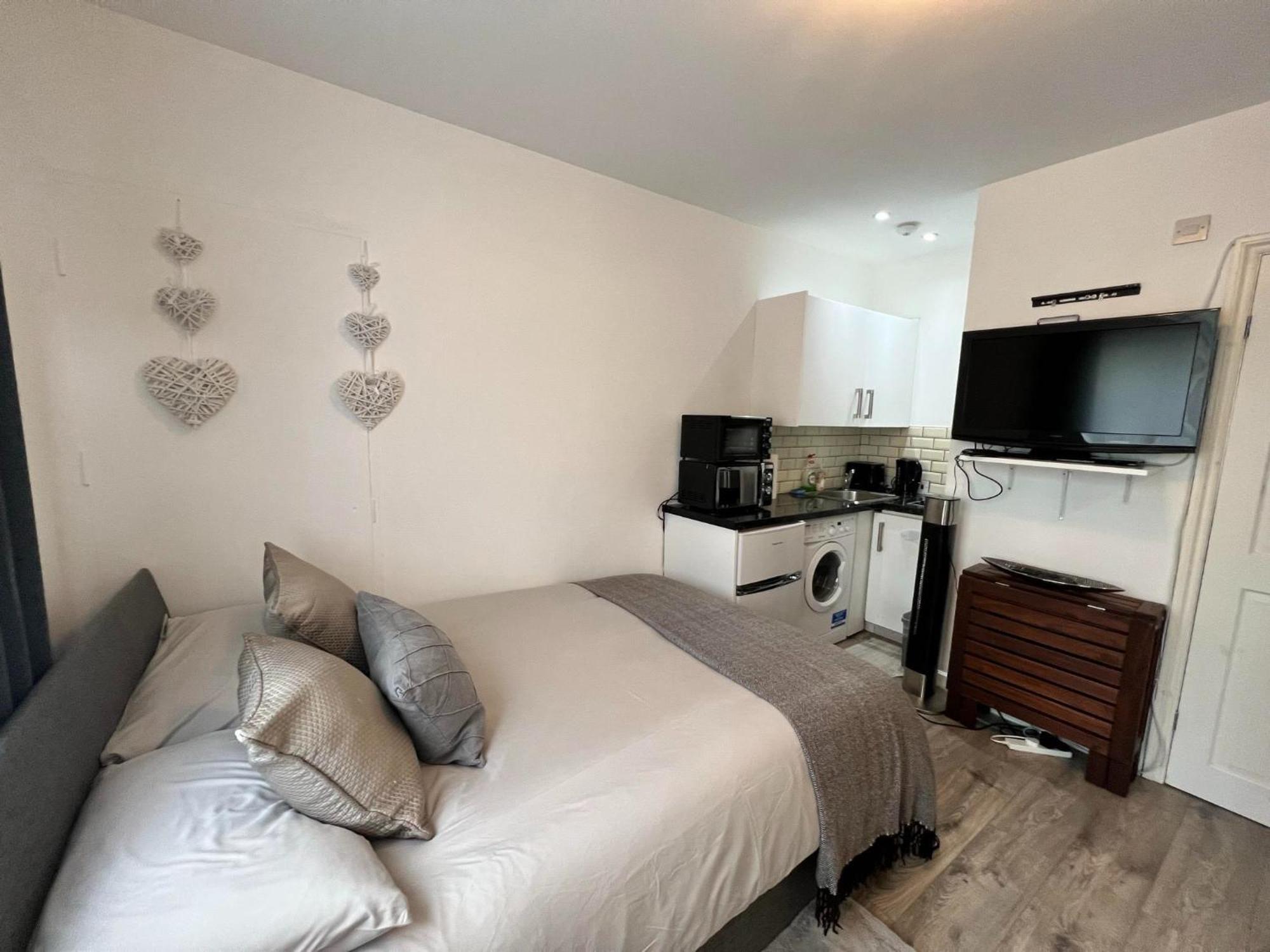 Cosy Studio Flat London Eksteriør billede