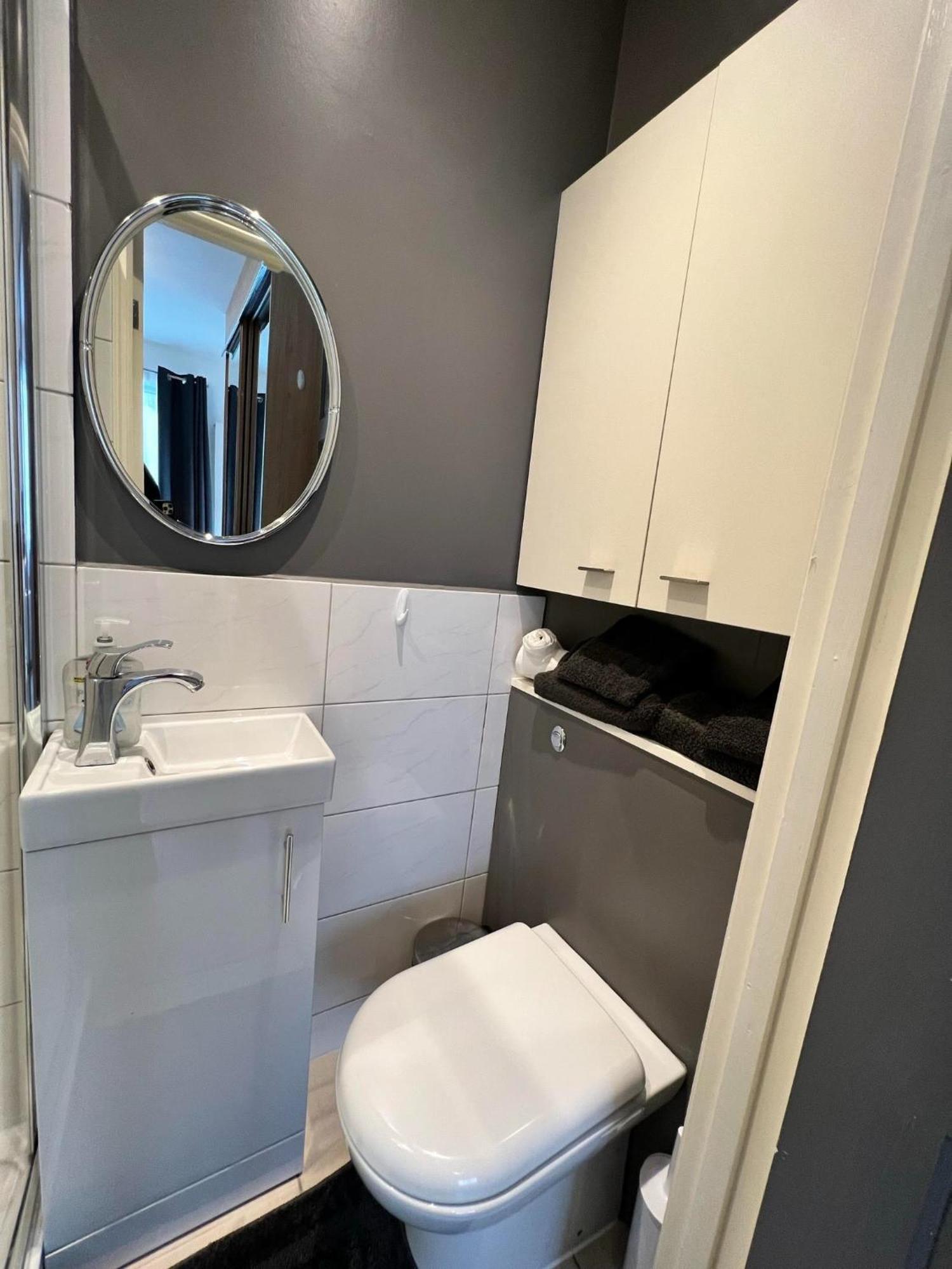 Cosy Studio Flat London Eksteriør billede